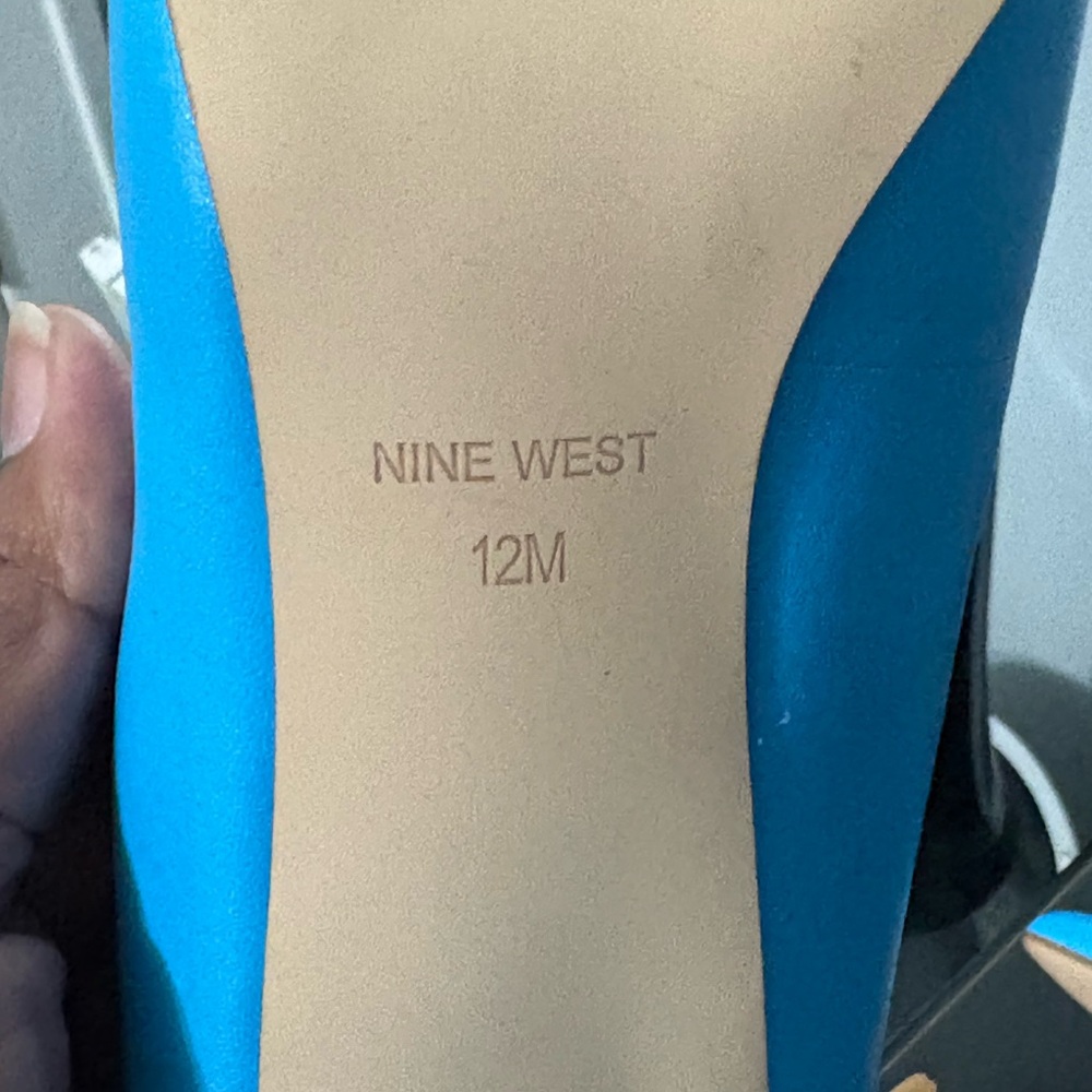Nine West Blue High Heel Pumps - Picture 4 of 6